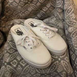 Vans slip on